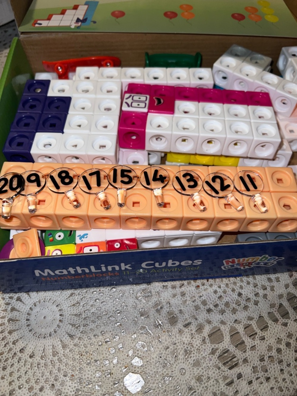 MathLink Cubes 11-20 Activity Set - Blue - Picture 6 of 8